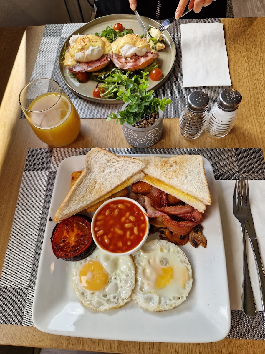 Marina breakfast & coffee - Photo 3
