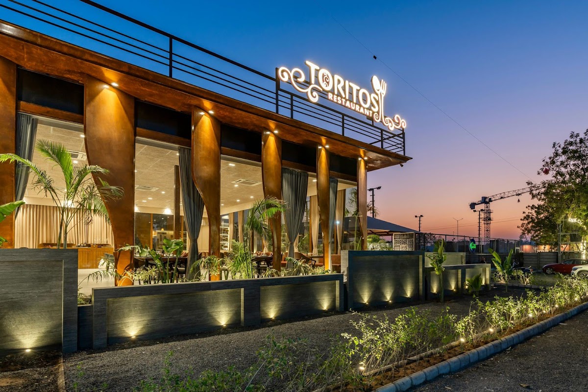 TORITOS Restaurant