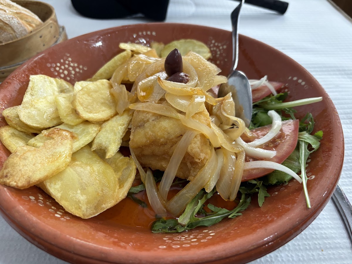 Restaurante A Taberna do Caniço - Photo 1