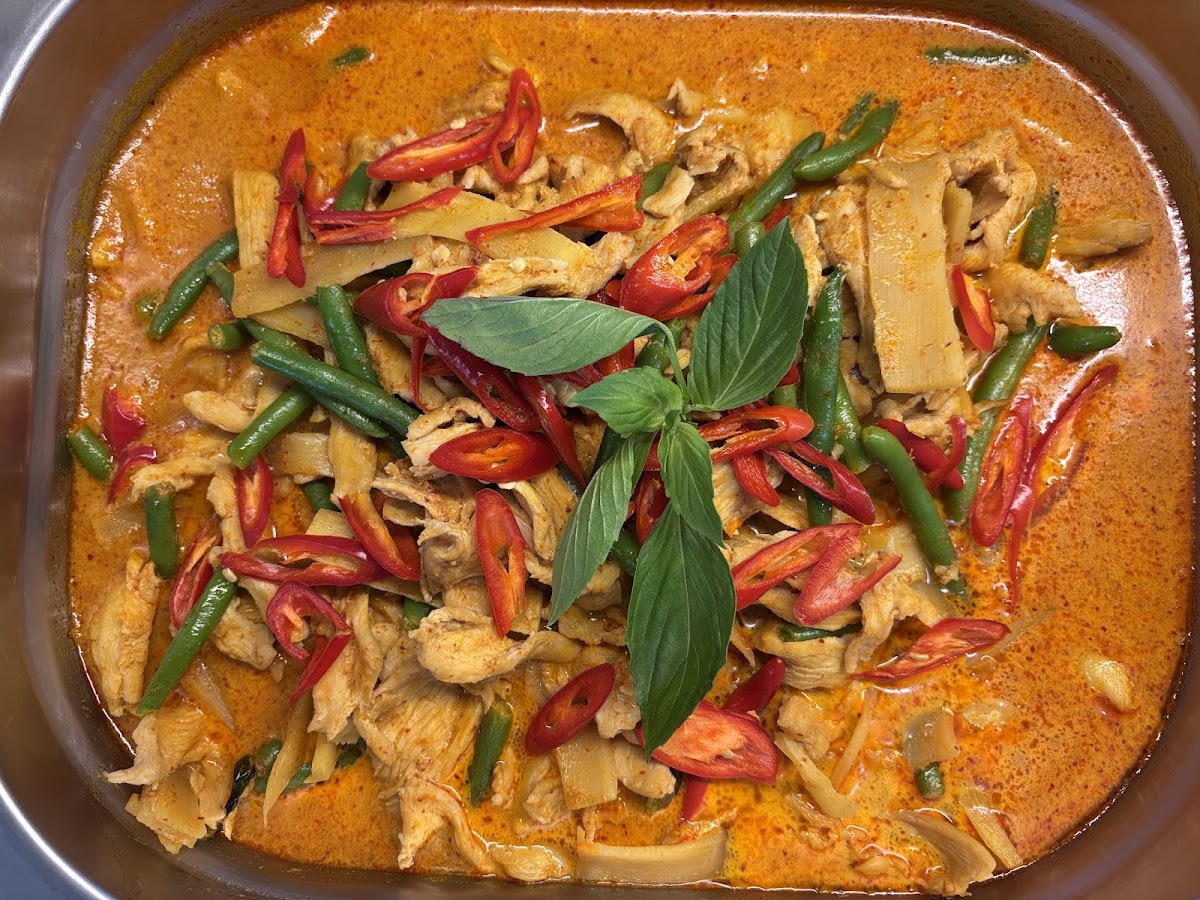 Khao Gaeng Thai Bistro - Photo 1
