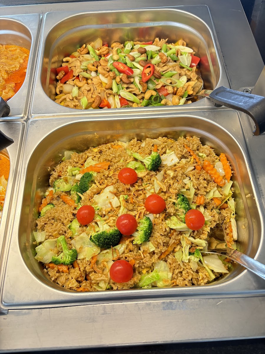 Khao Gaeng Thai Bistro - Photo 8