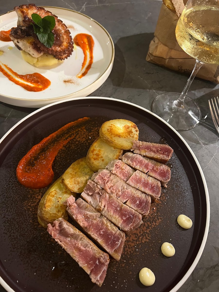 Scaliddre Ristorante Siciliano - Photo 4