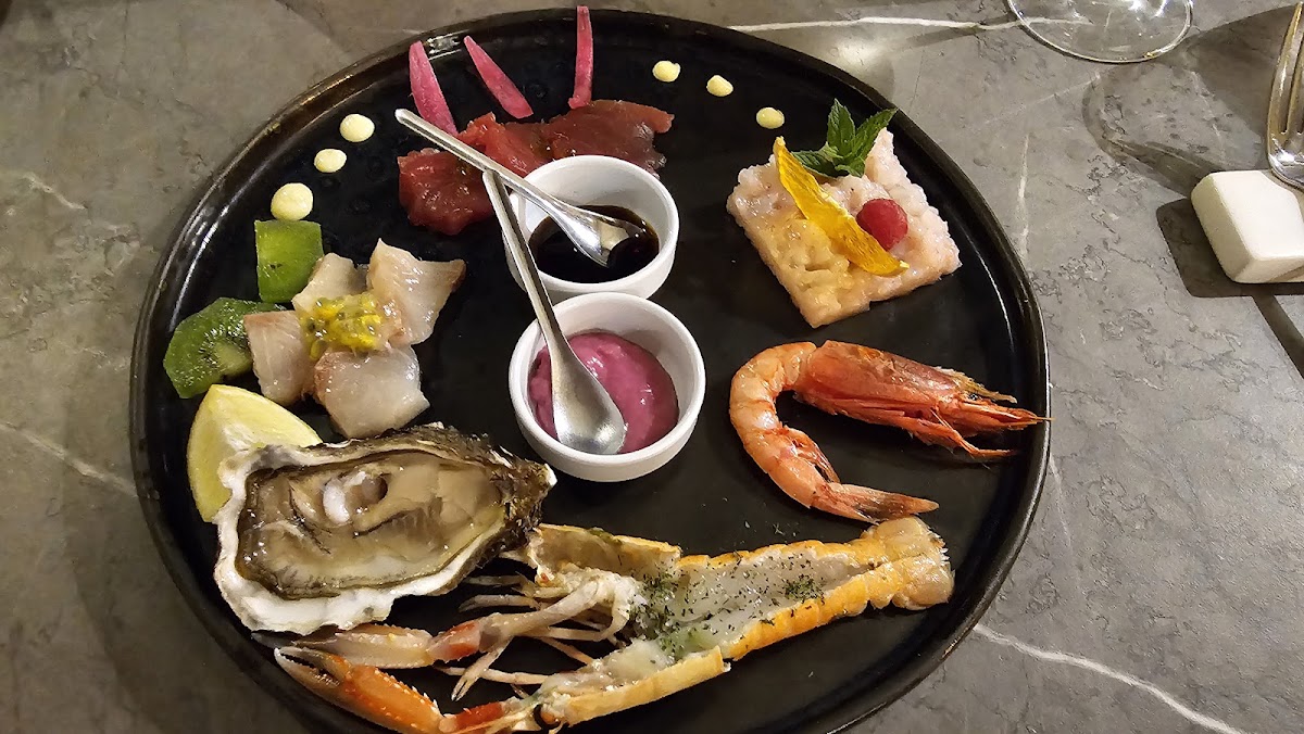 Scaliddre Ristorante Siciliano - Photo 8