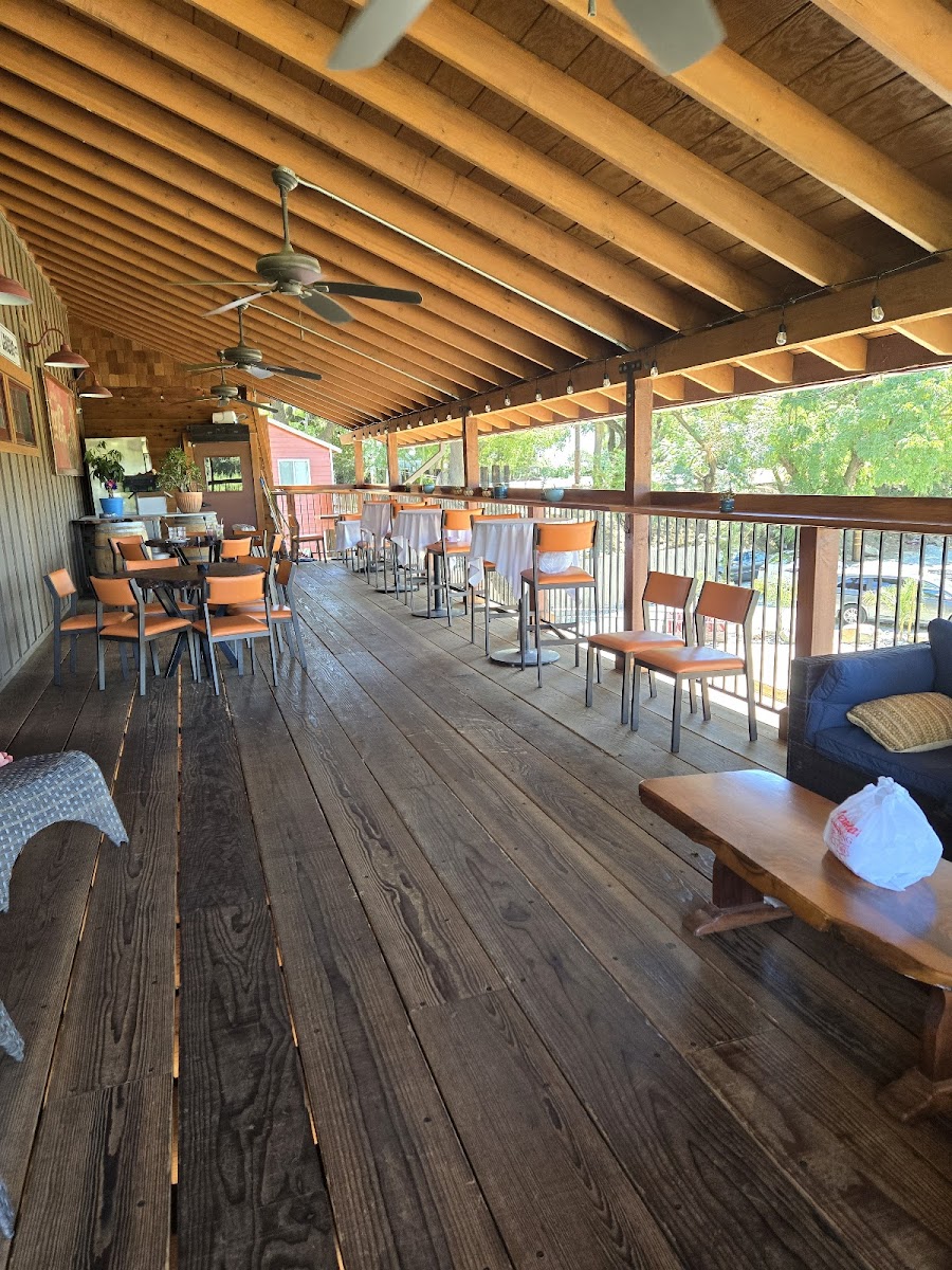 Steamboat Landing Bar & Grill - Photo 7