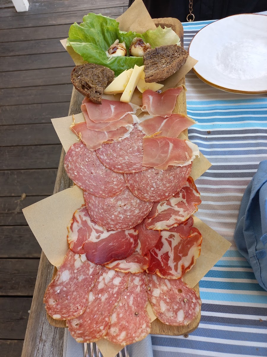 L'Osteria Fuori Porta - Photo 4