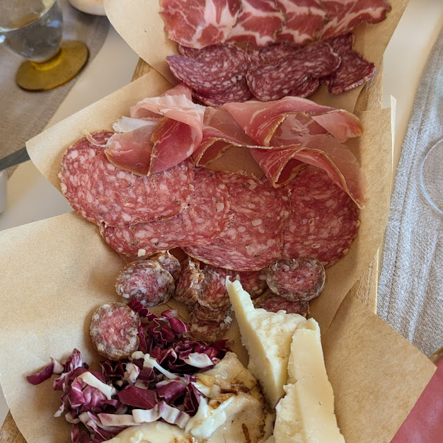 Salumi E Formaggi