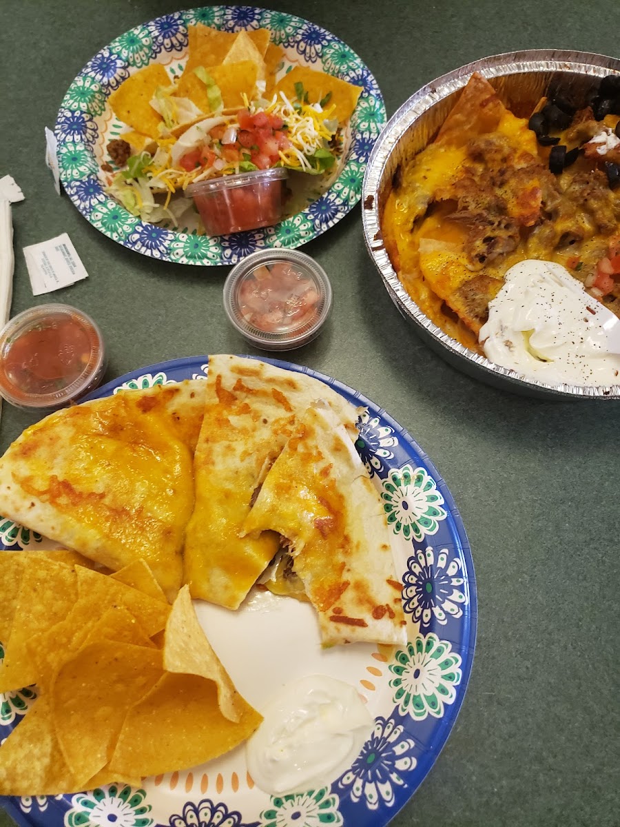 La Salsa Mexican Food - Photo 9