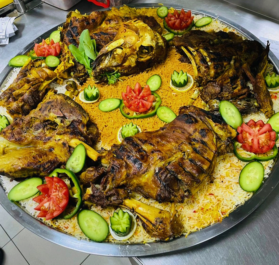Zam Zam Mandi Restaurant مطعم زمزم - Photo 5