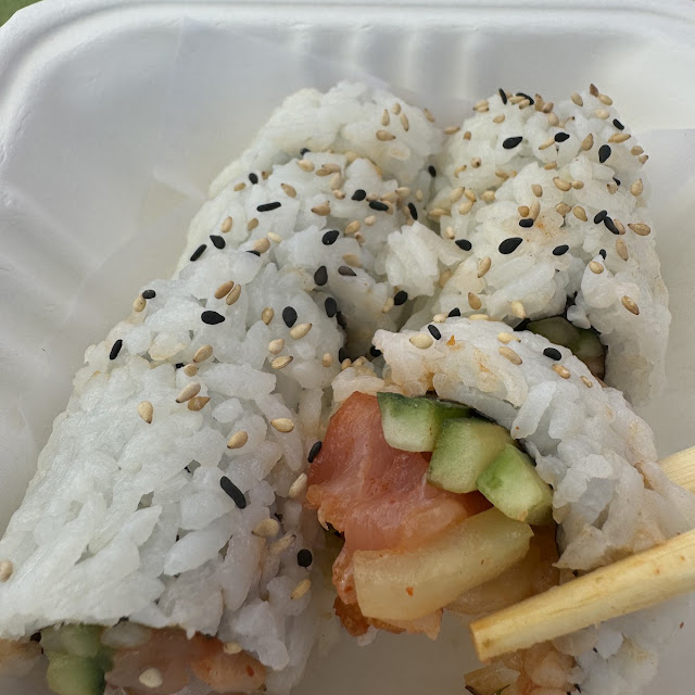Spicy Yellowtial Roll