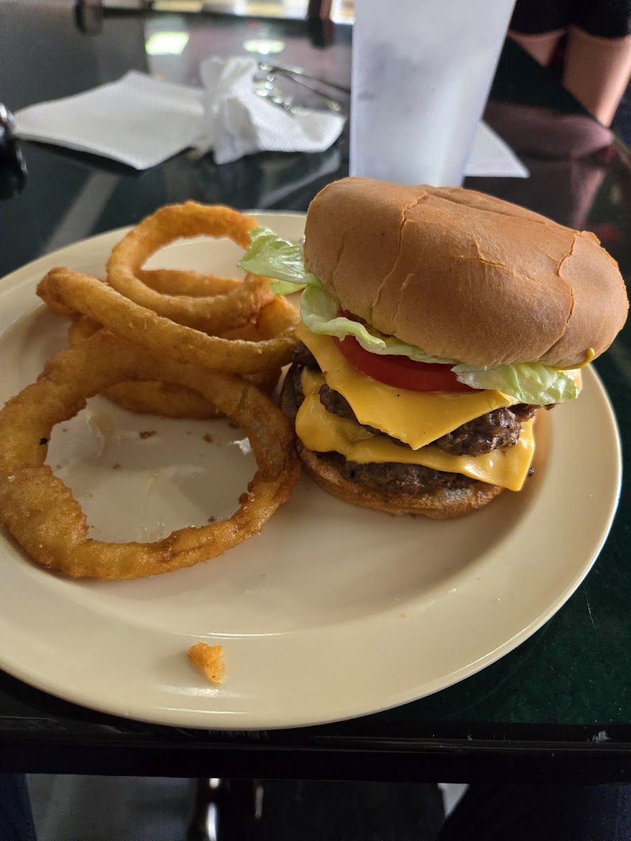 Church Street Grill - Photo 4