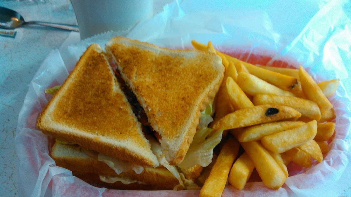 Church Street Grill - Photo 7