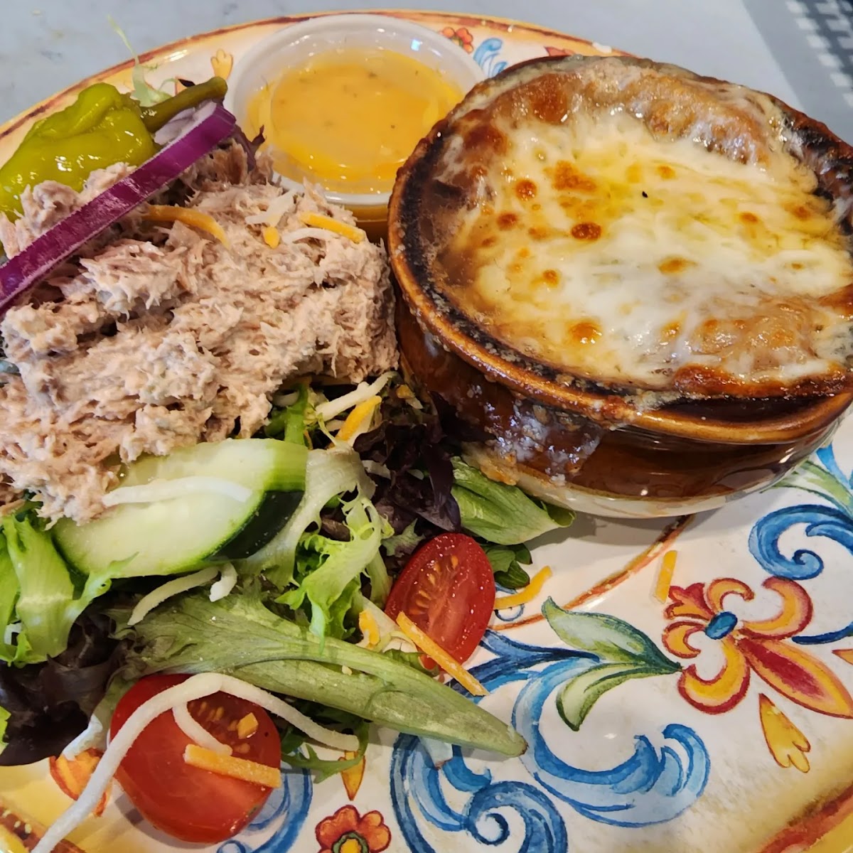 The Gateway Cafe & Grill - Photo 9