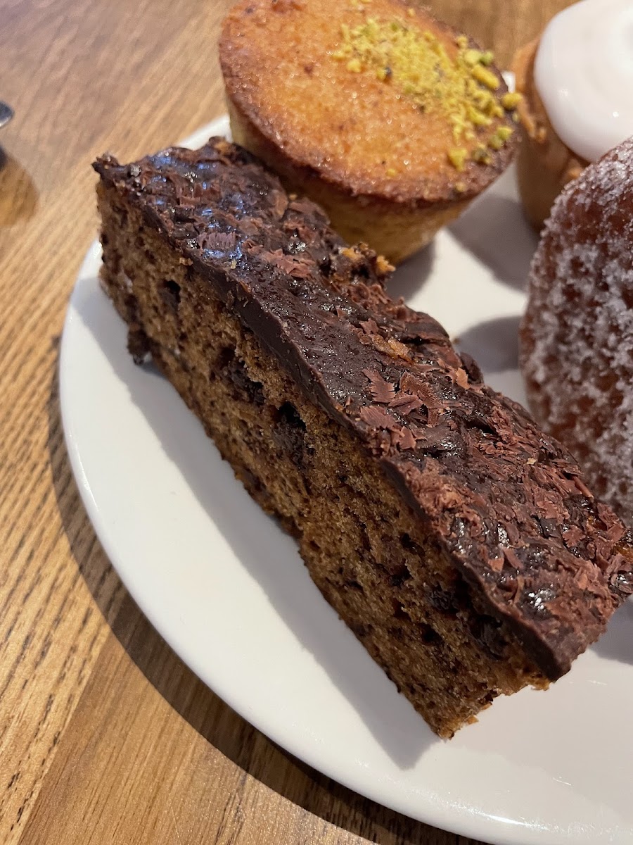 Penny Blacks Bakery - Photo 6