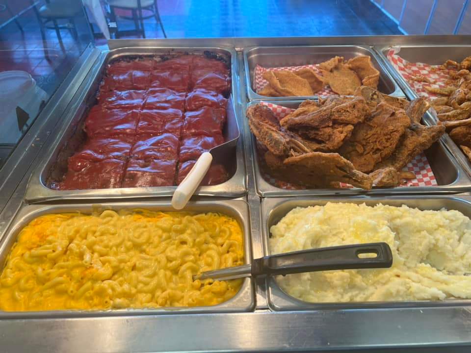 Ez2Go Chicken and Deli - Photo 9