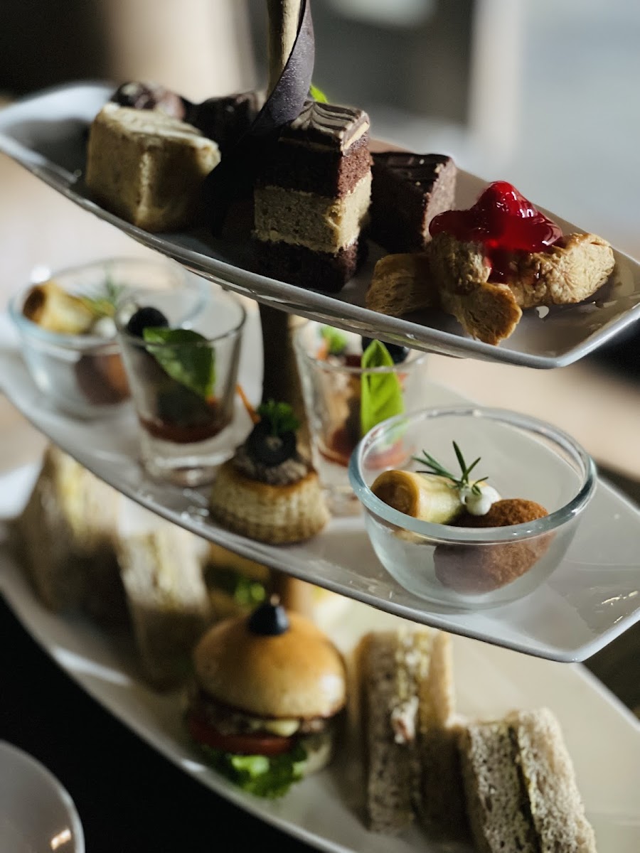 The Grand Gastrobar - Photo 7