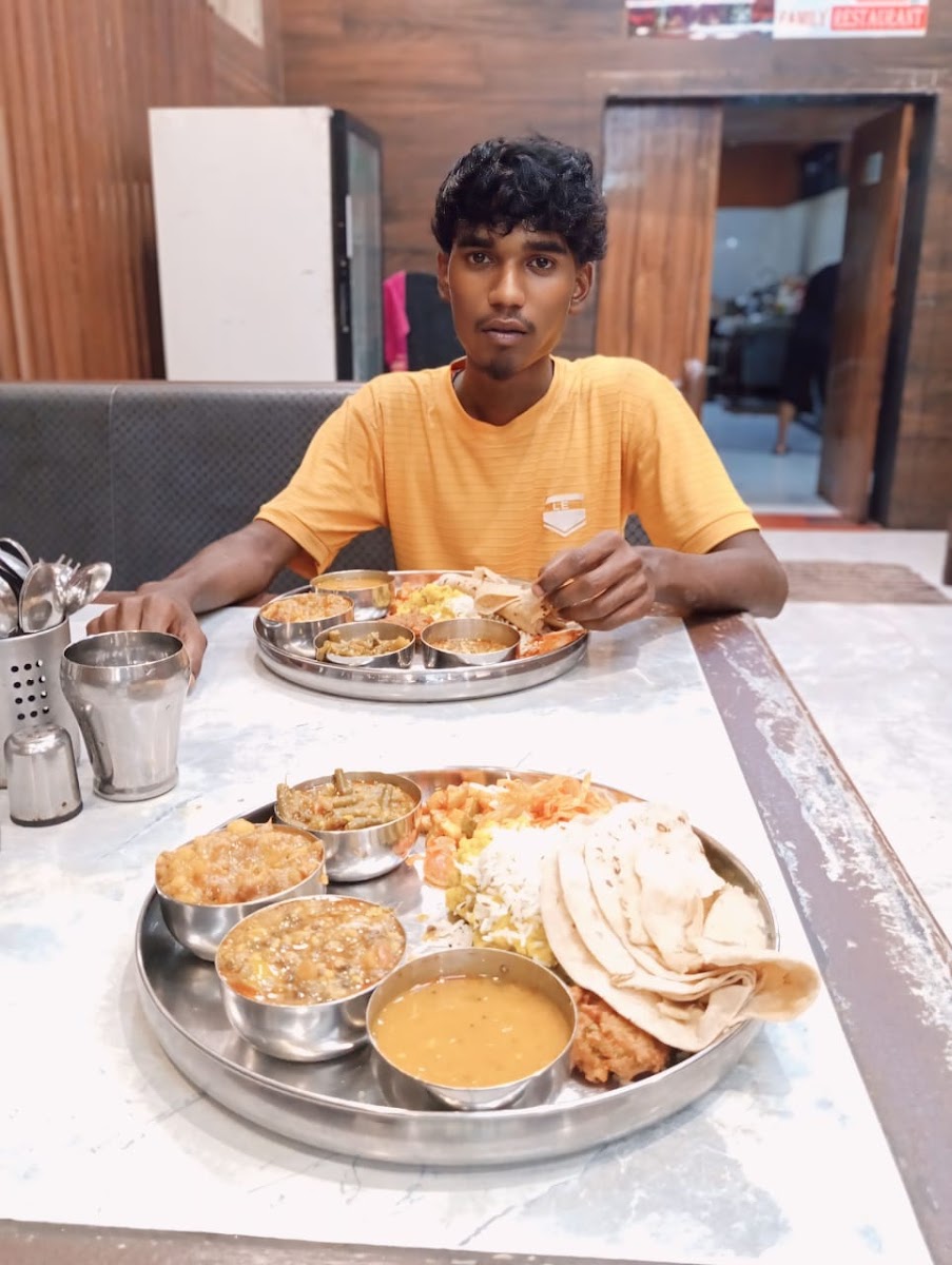 AnnakutThal Family Restaurant - Photo 3