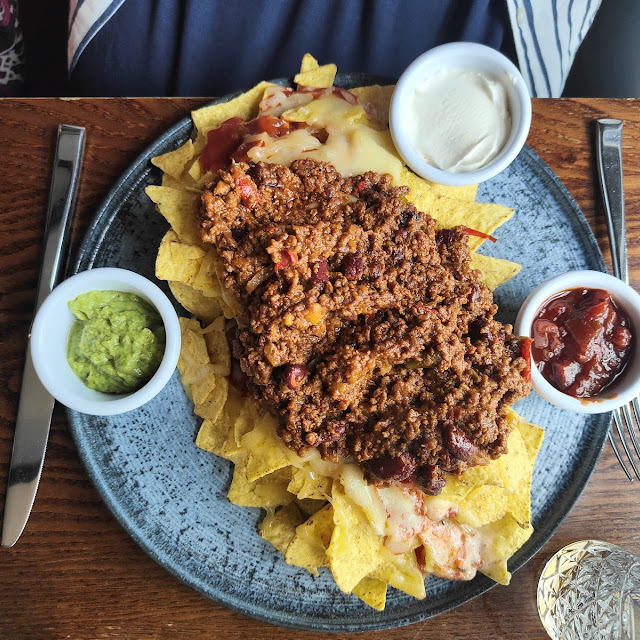 Beef Chilli Nachos