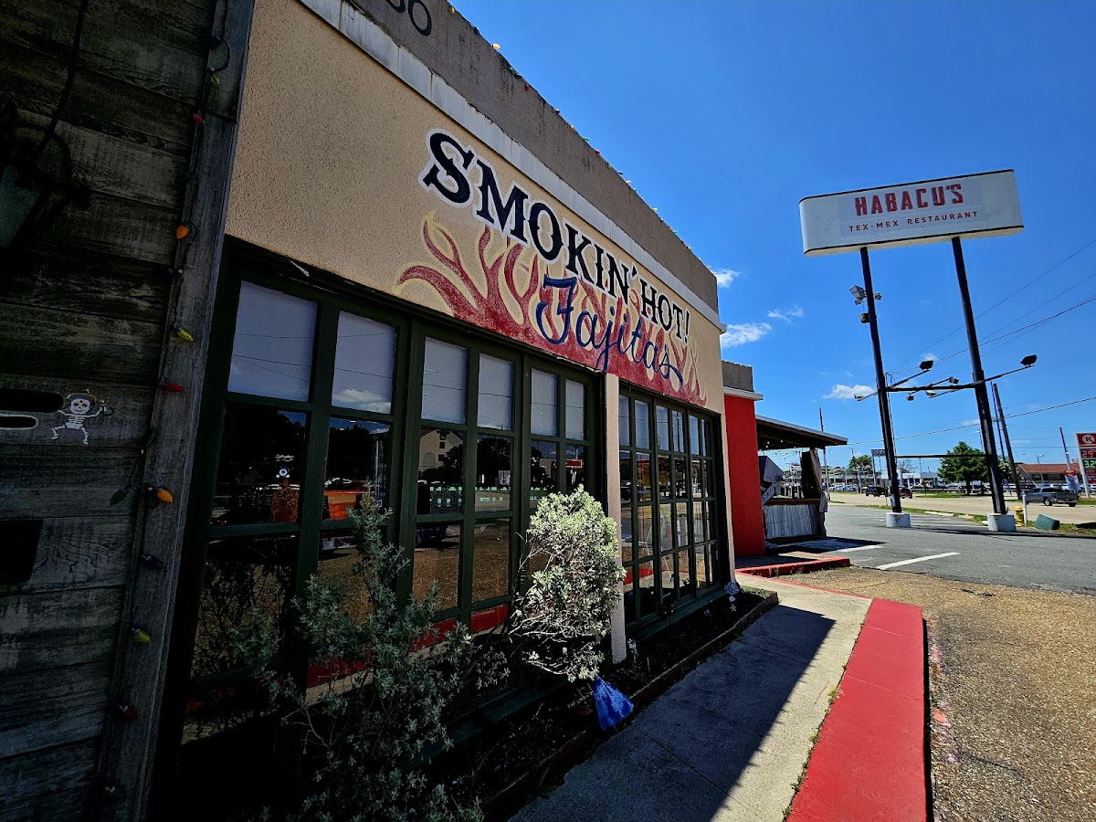 Habacu’s Tex Mex Restaurant - Photo 4