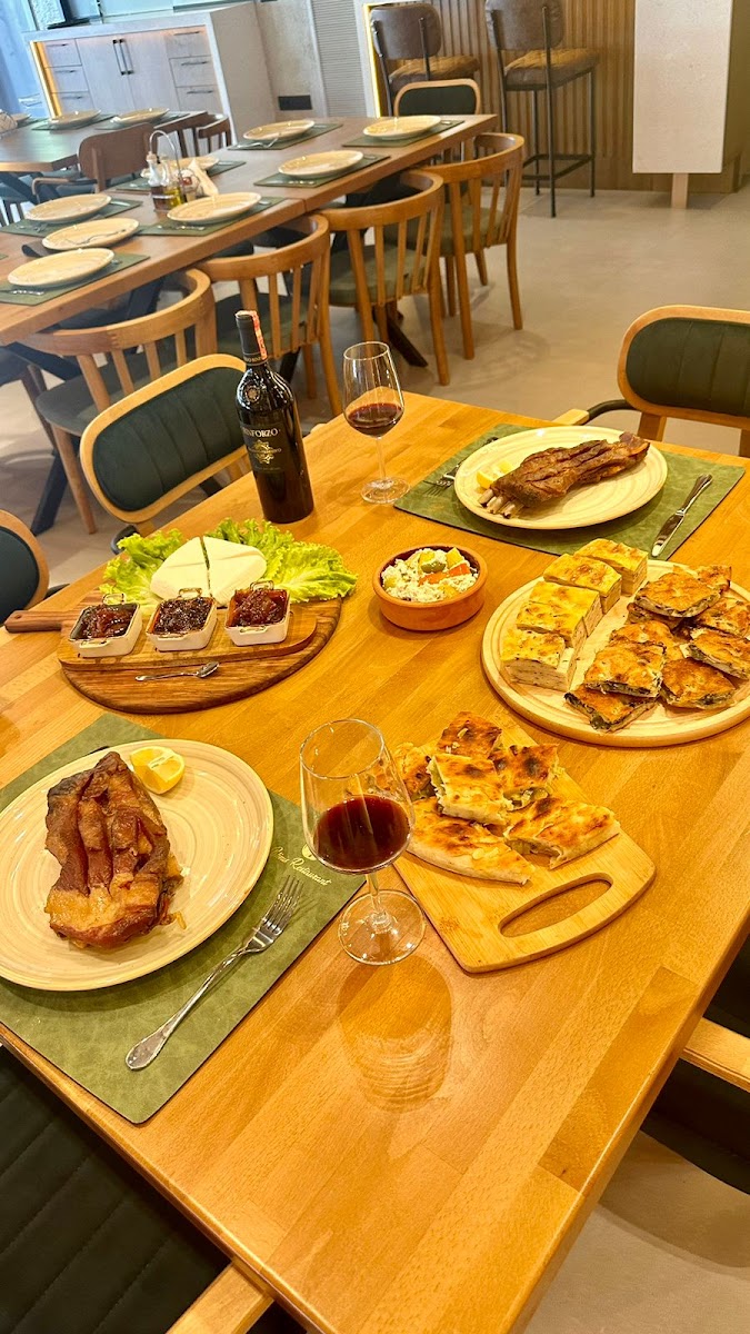 Blinis Restaurant - Photo 1