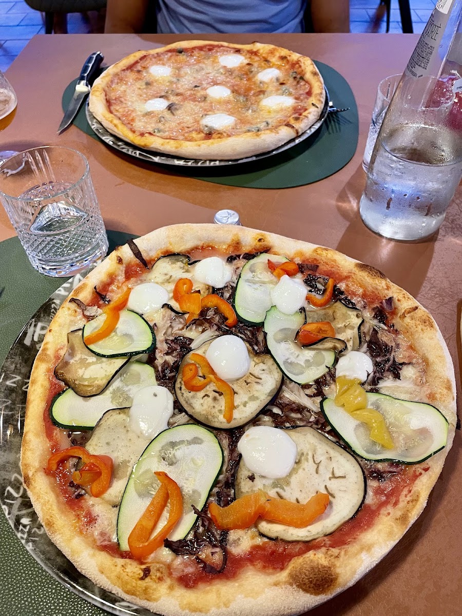 Pizzeria La Magia - Photo 3