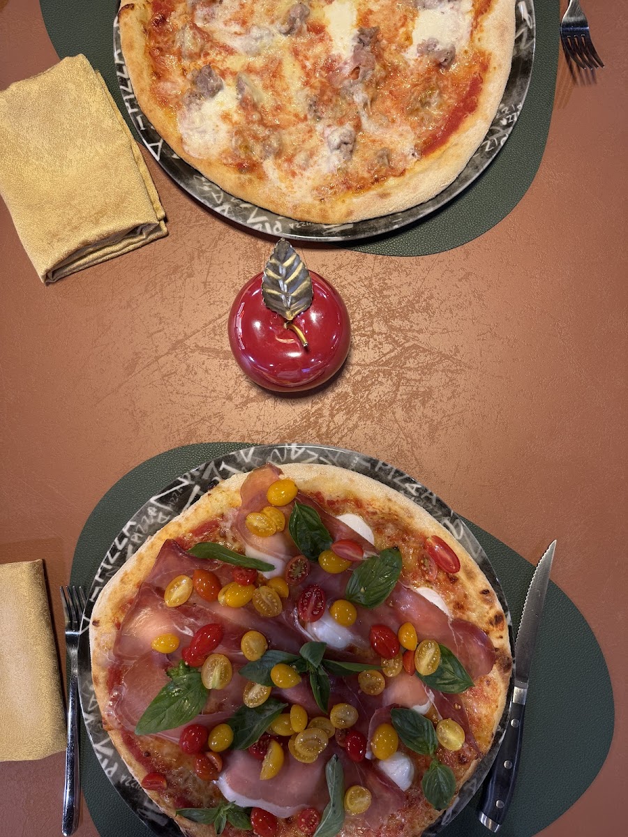 Pizzeria La Magia - Photo 7