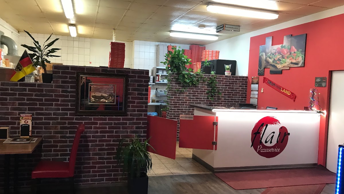 Flair Pizza Service