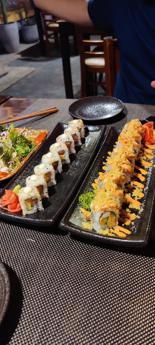 Hien Sushi Bar - Photo 4