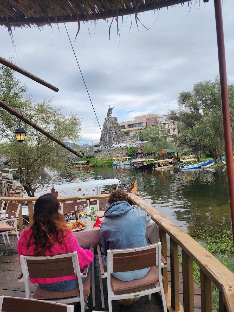 Boat restaurant Silistria