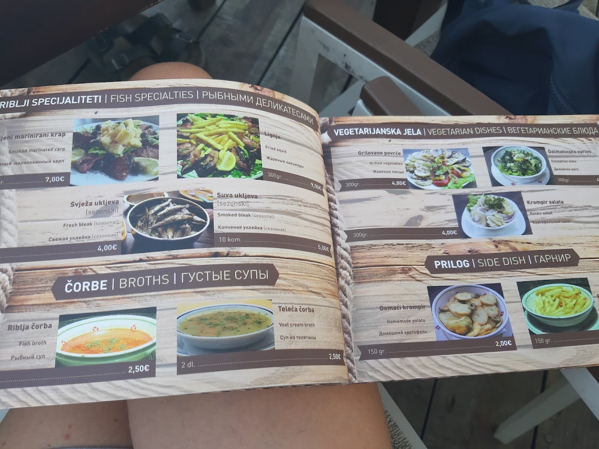 Menu Photo 9