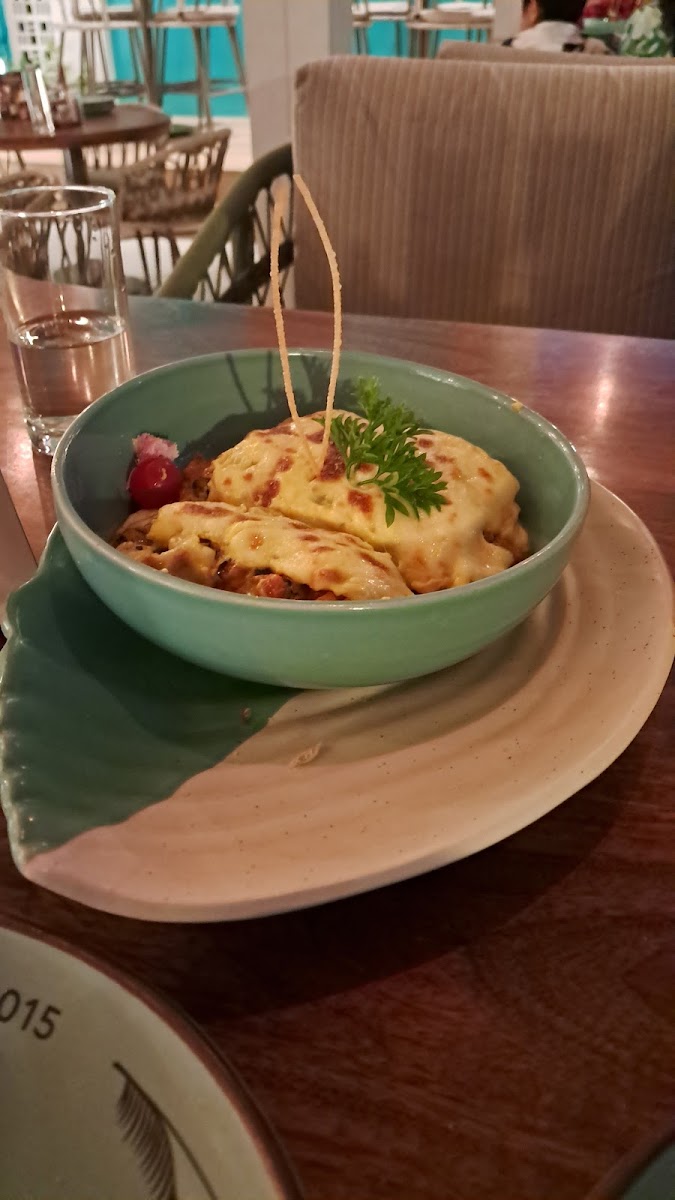 Tales & Spirits Bistro - Photo 4
