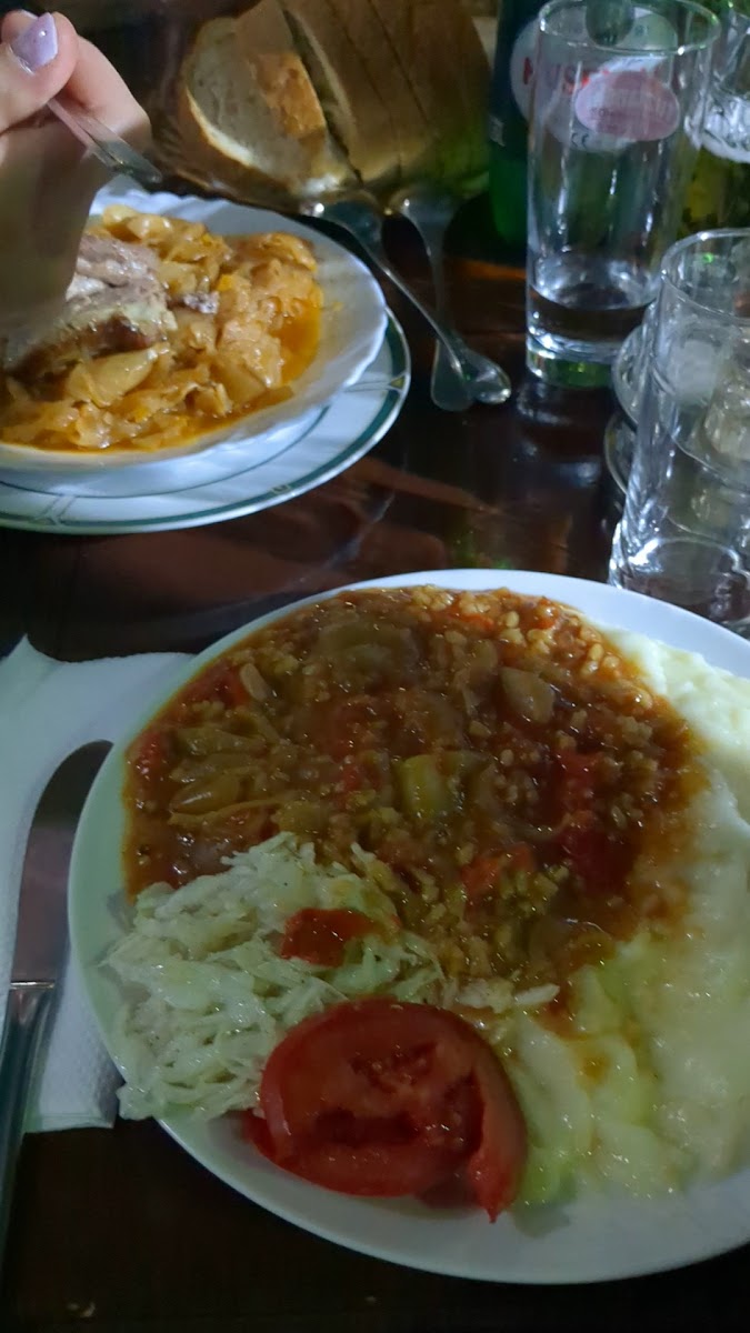 Crveni Han - Photo 1