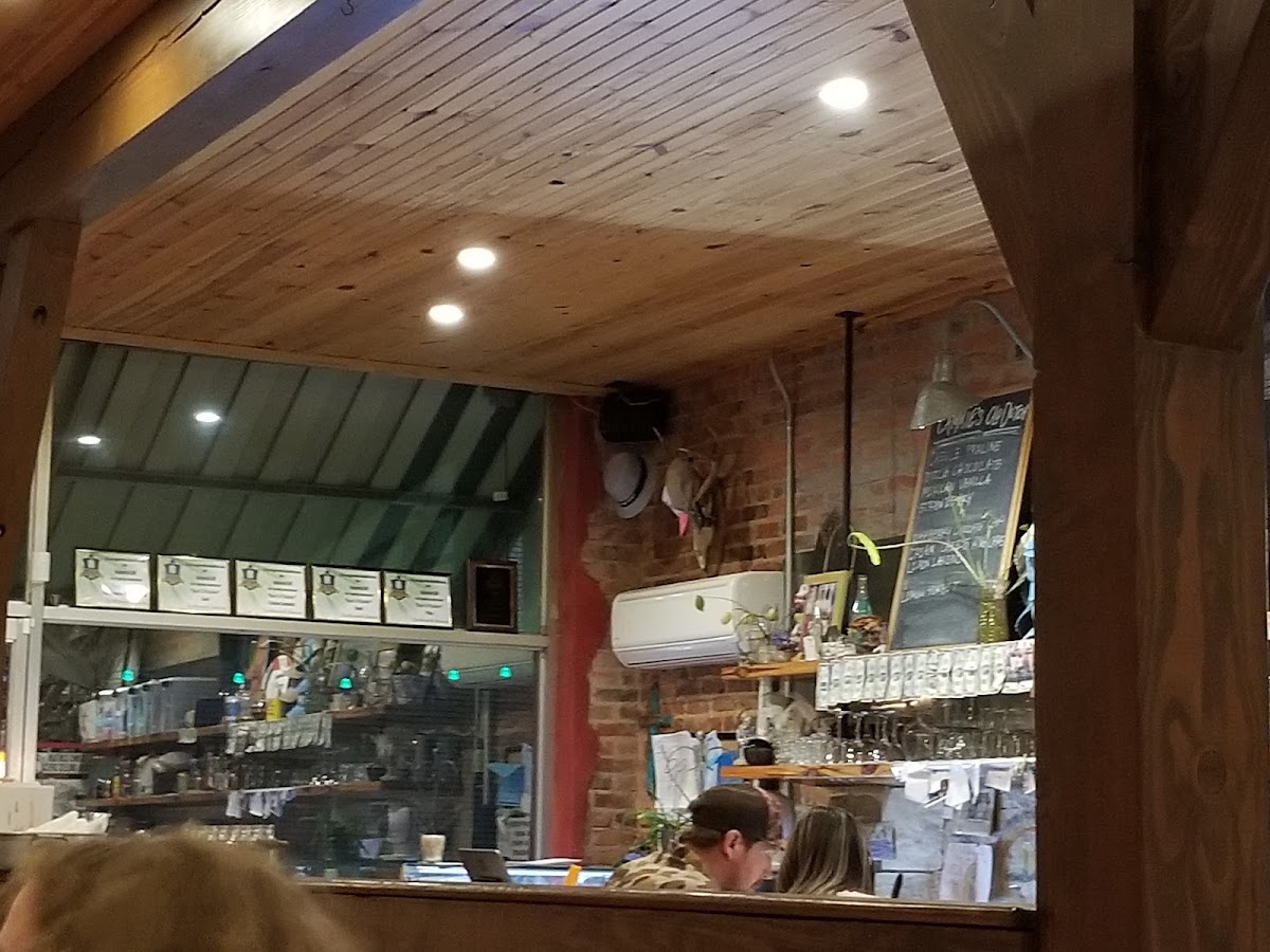 Alabama Grill - Photo 4
