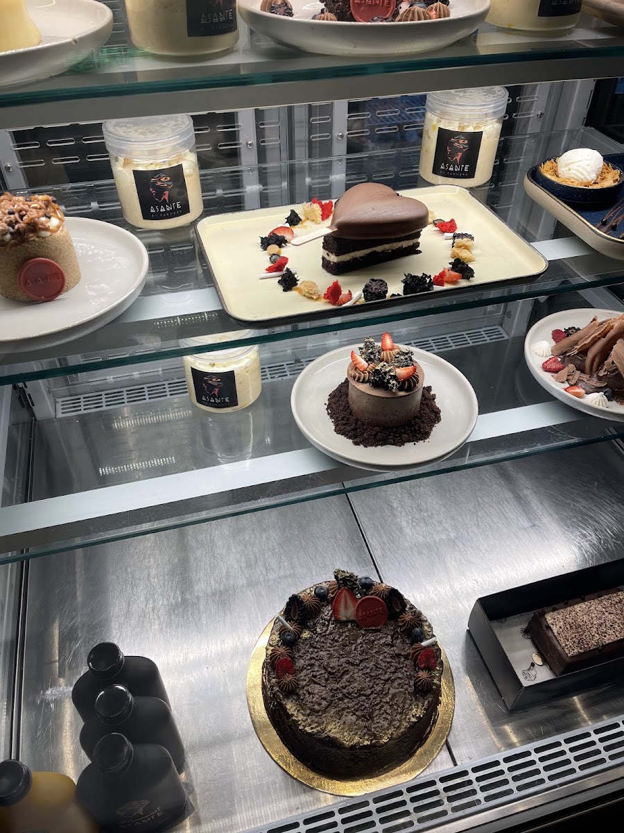 Asante Roastery | محمصة اسانتي - Photo 9