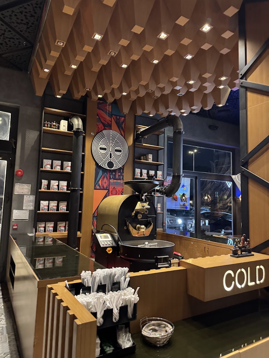 Asante Roastery | محمصة اسانتي - Photo 2