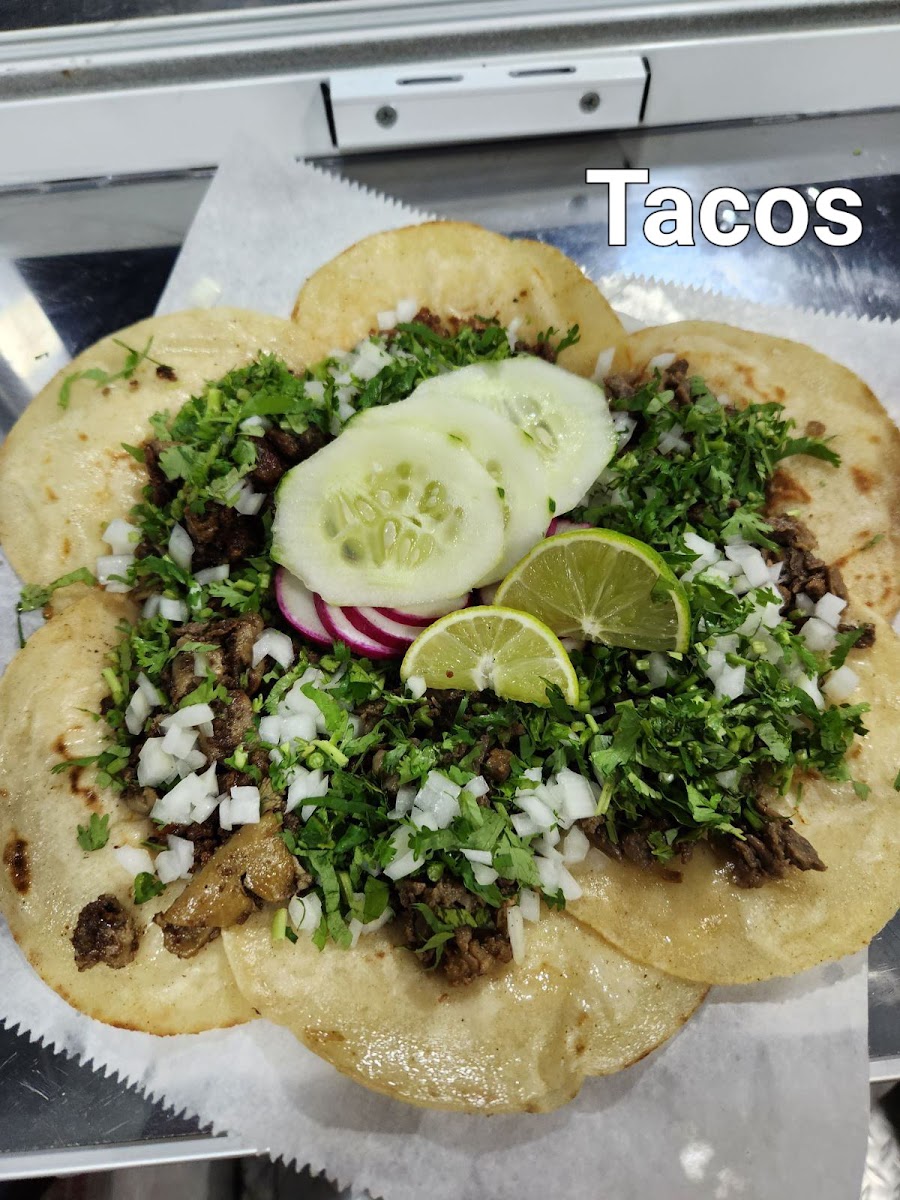 Taqueria El Sami - Photo 3