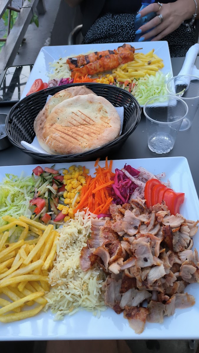 GUSTO KURDO ❤️☀️????DA ISMAEL PIZZA-KEBAB-GRILL E TACOS - Photo 6