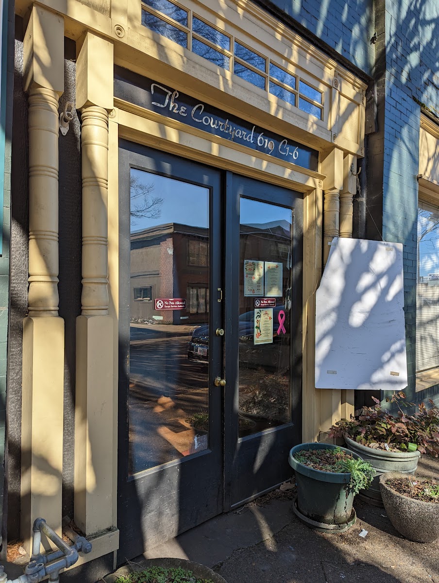 Hawaii FiveOThree Cafe
