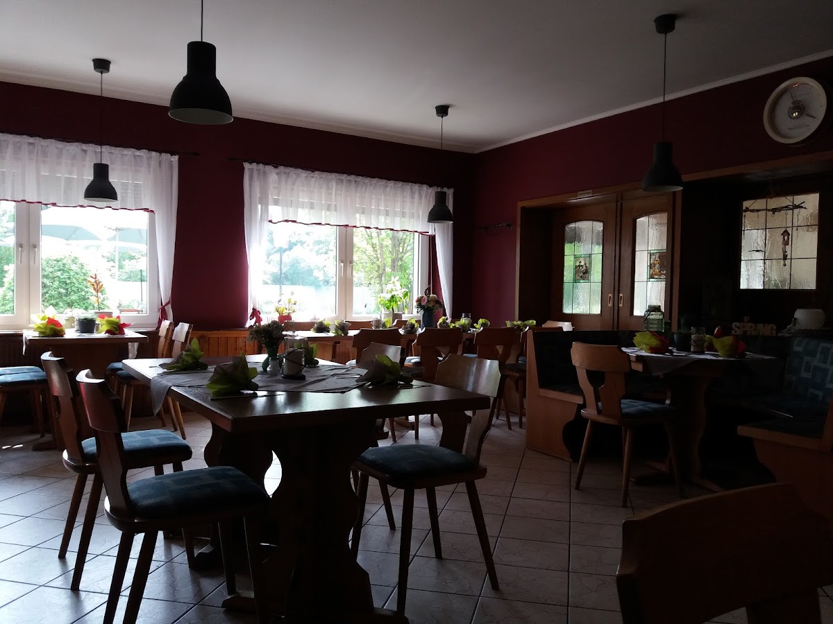 Rasthaus Zum Tiefen Brunnen - Photo 9