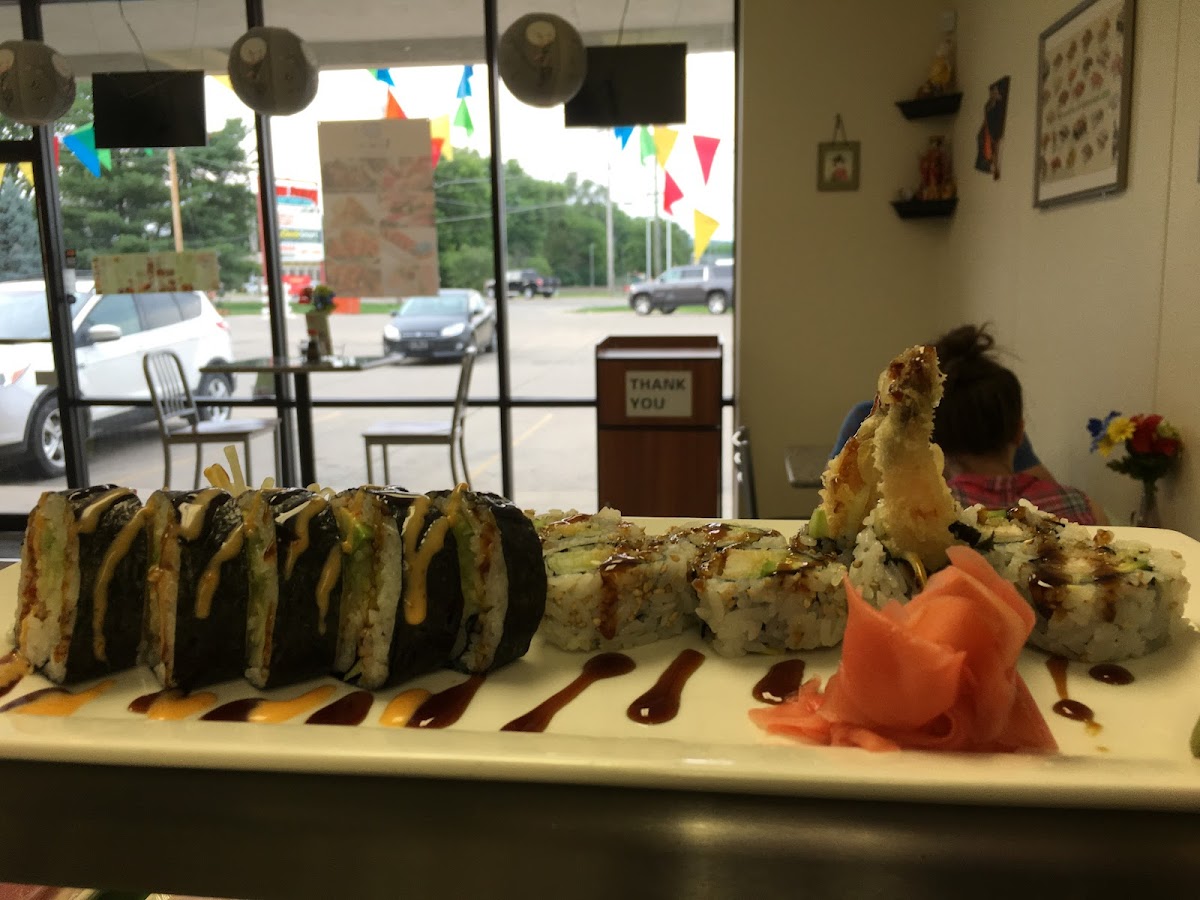 Ichiban Asian Fusion - Photo 4
