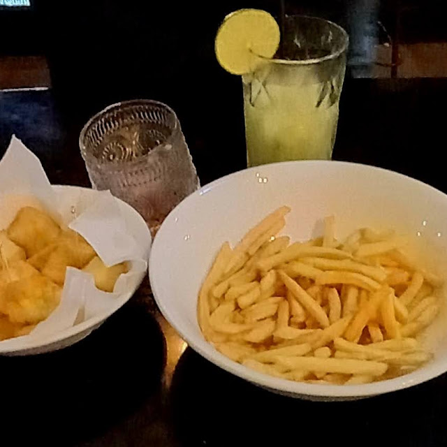 Porção de Fritas E Porção de Queijo