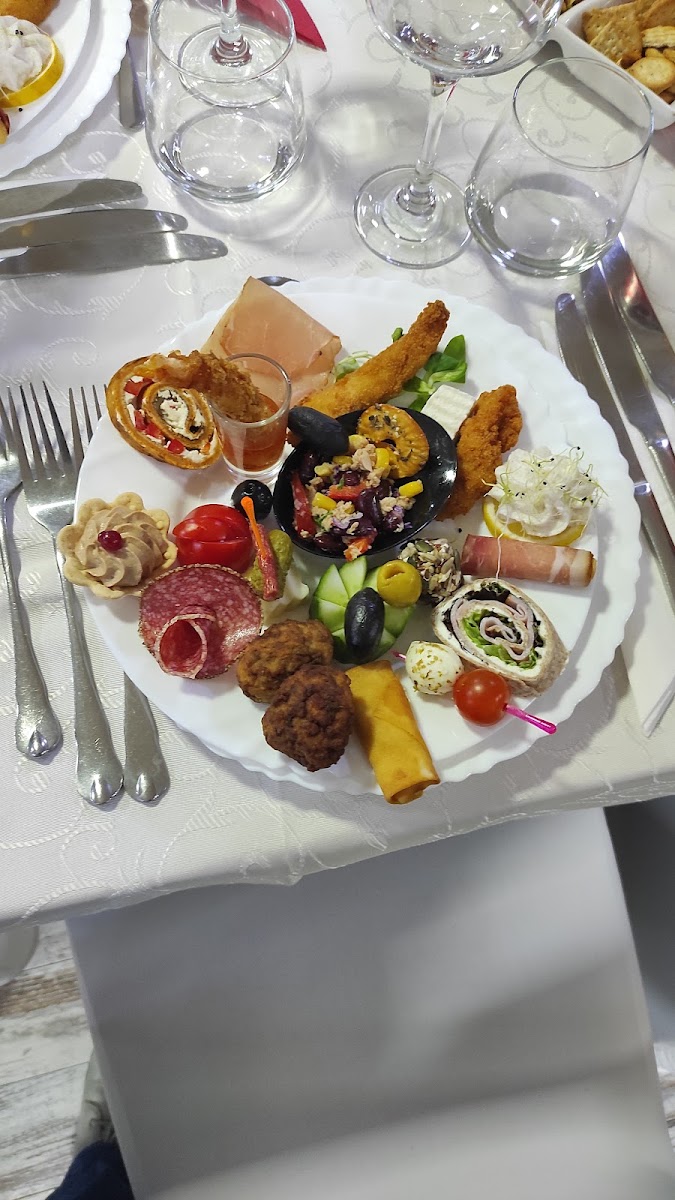 Restaurant Lac - Photo 1