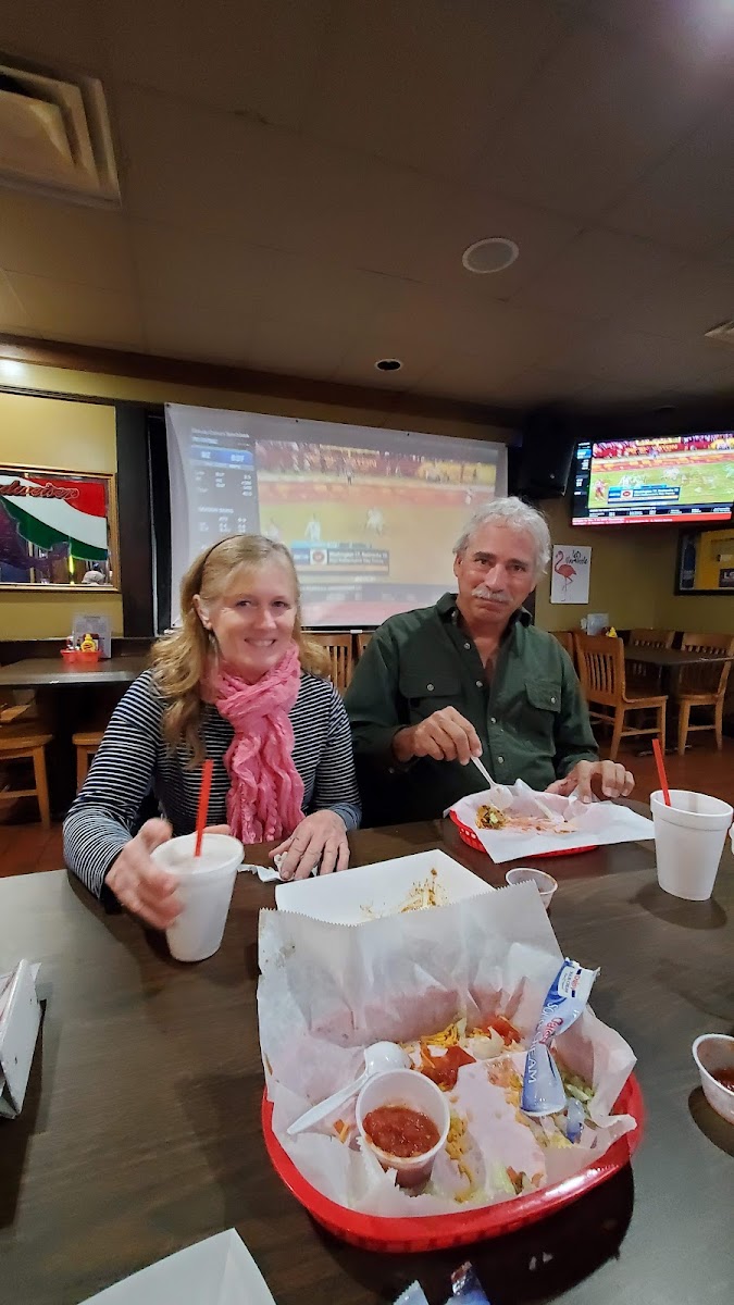 La Daiquiris Sports Bar & Grill - Photo 9
