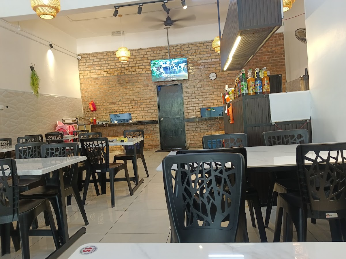 Restoran Mira Tomyam - Photo 3