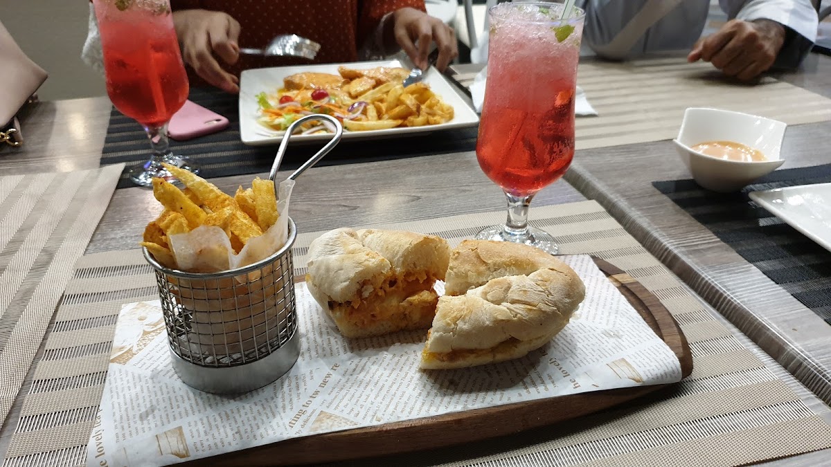 Nassela’s Munchies - Photo 3