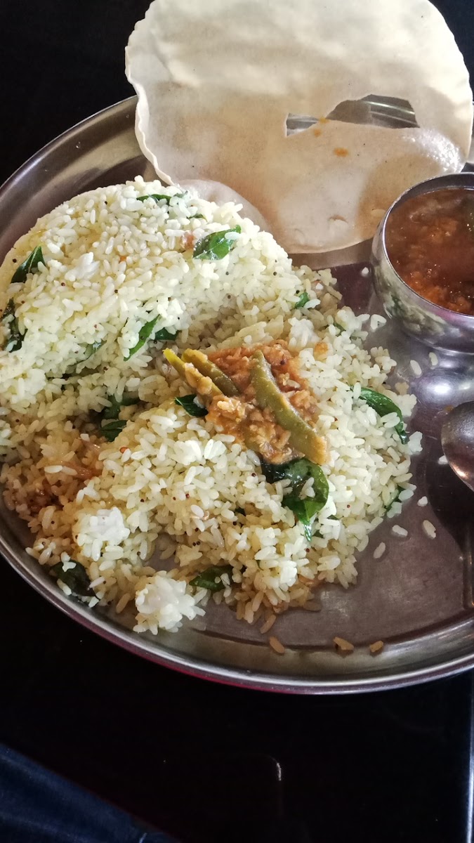 Annapurani Vegetarian Restaurant - Photo 6