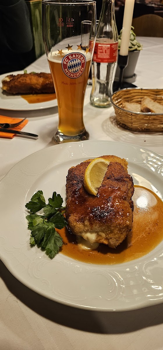 Alte Laube Restaurant - Photo 1