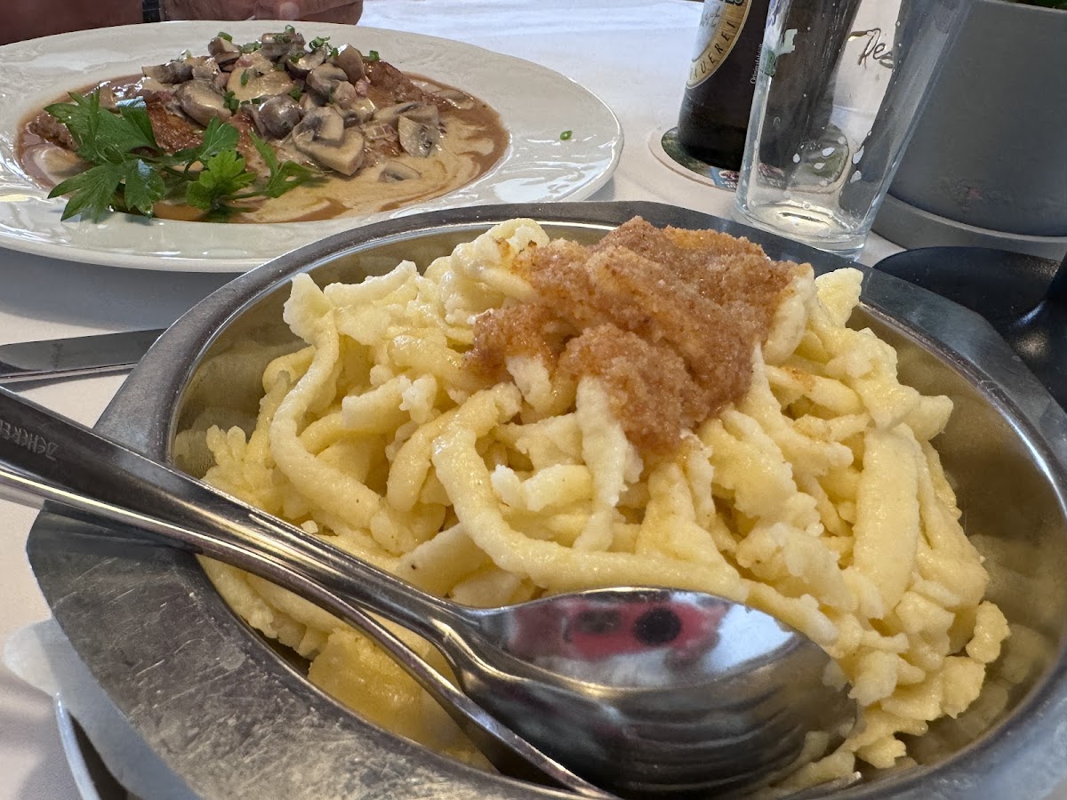 Alte Laube Restaurant - Photo 5