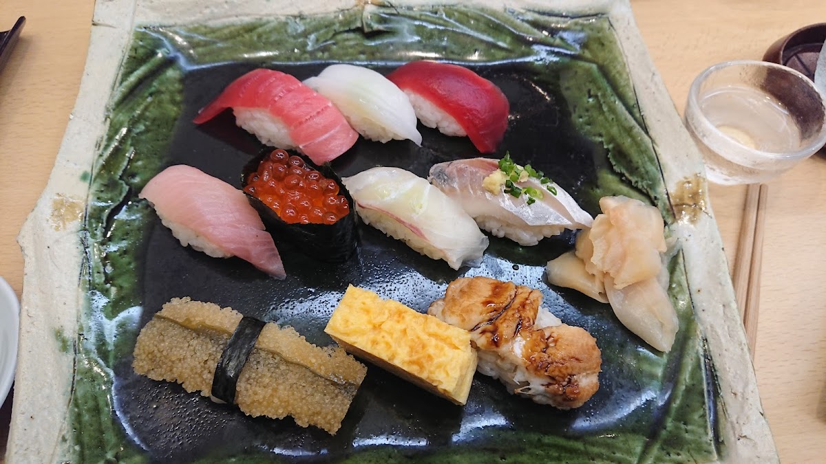 Tsukiji Sushisei - Ginza 4 Chome - Photo 9