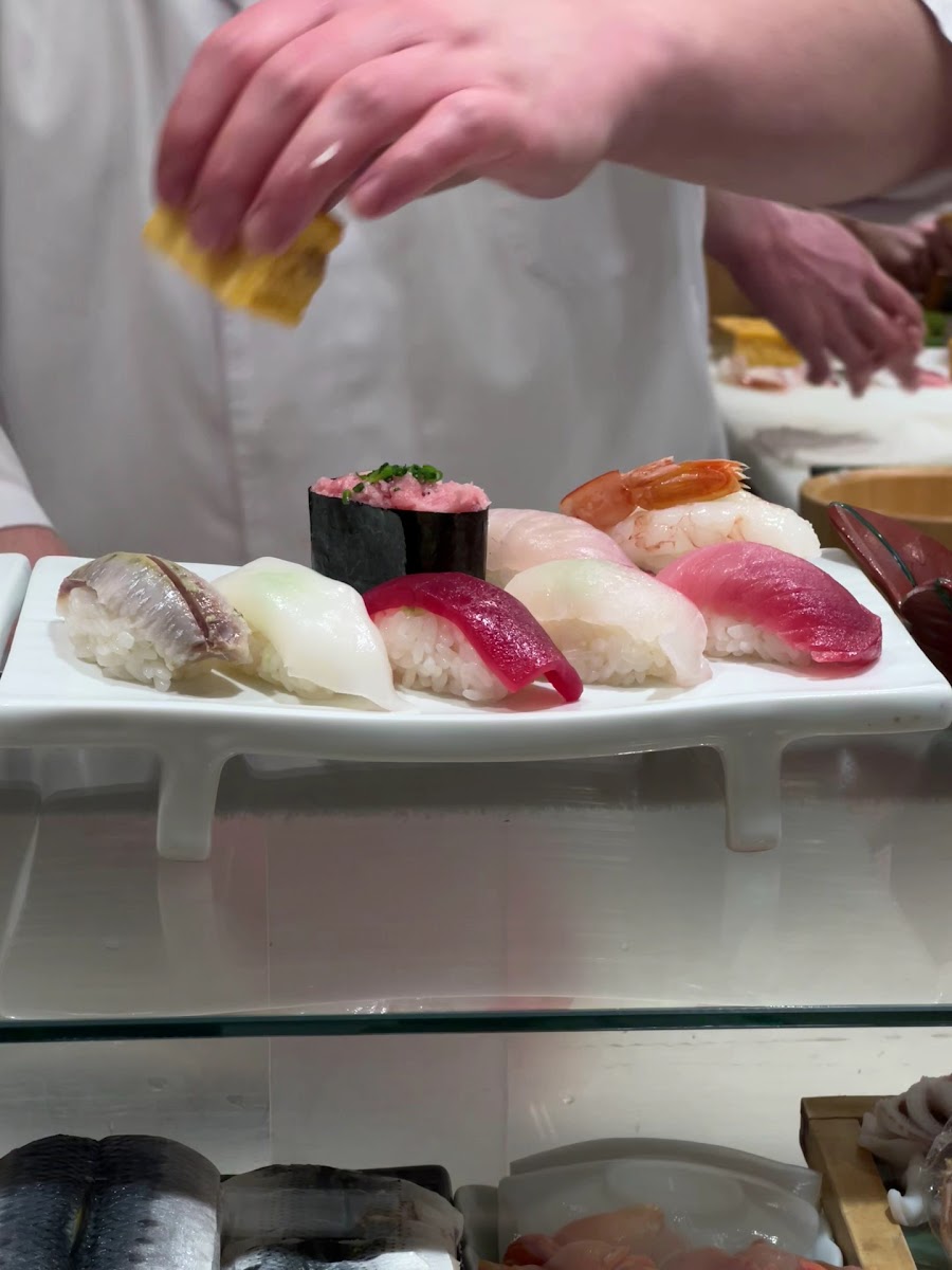Tsukiji Sushisei - Ginza 4 Chome - Photo 1