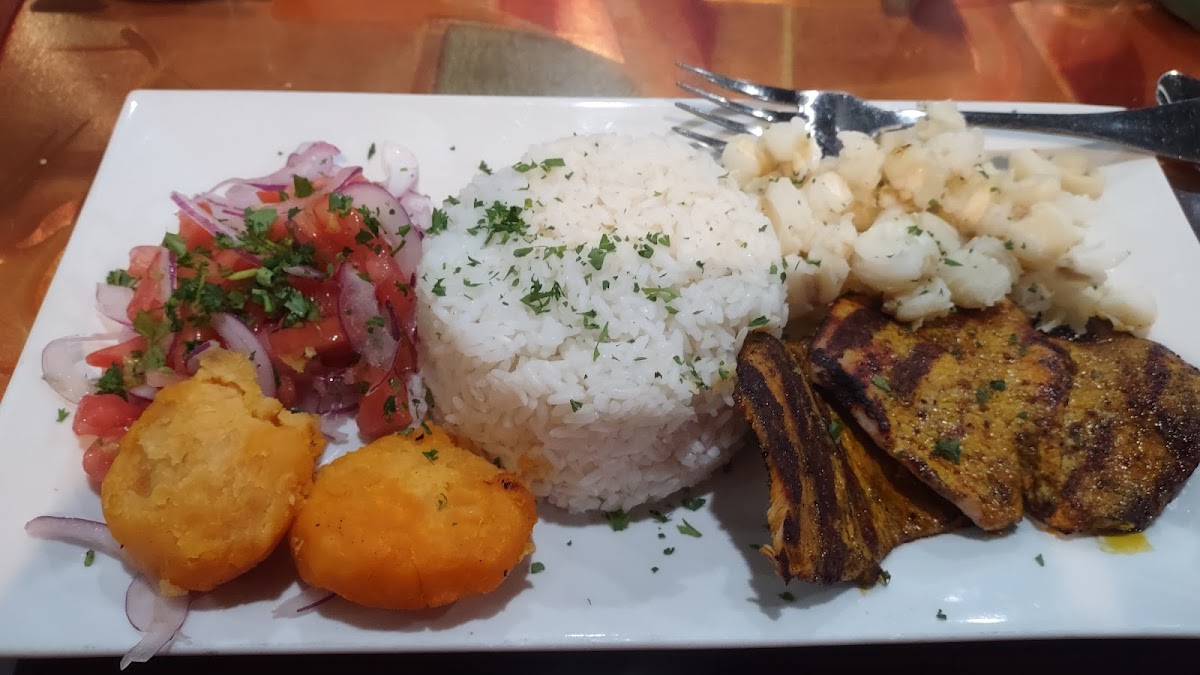 Trellis Restaurant - Photo 3